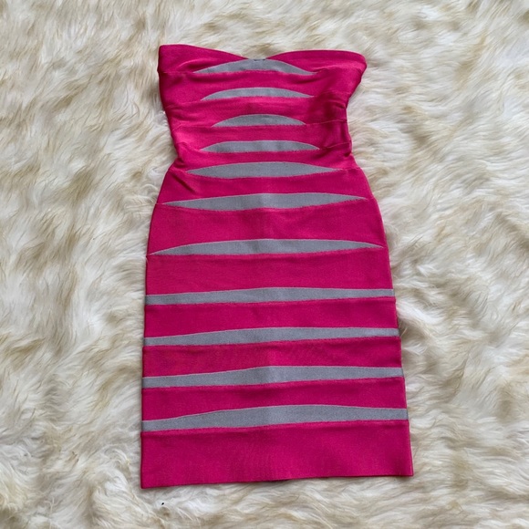 🎉 SALE Herve Leger Pink Grey Bandage Strapless Mini Dress - Picture 3 of 5